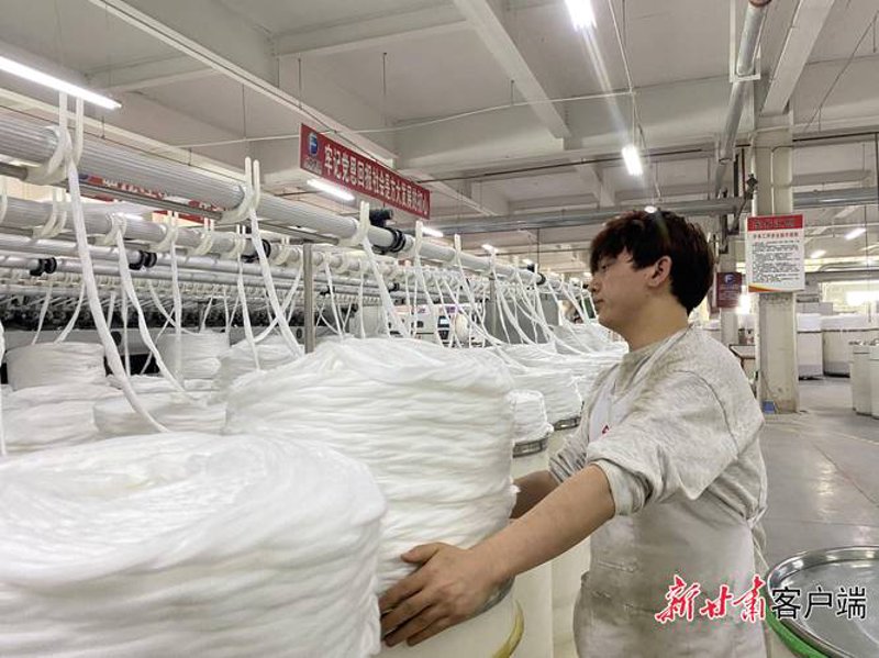 江阴袜子厂：传承与创新的织造艺术